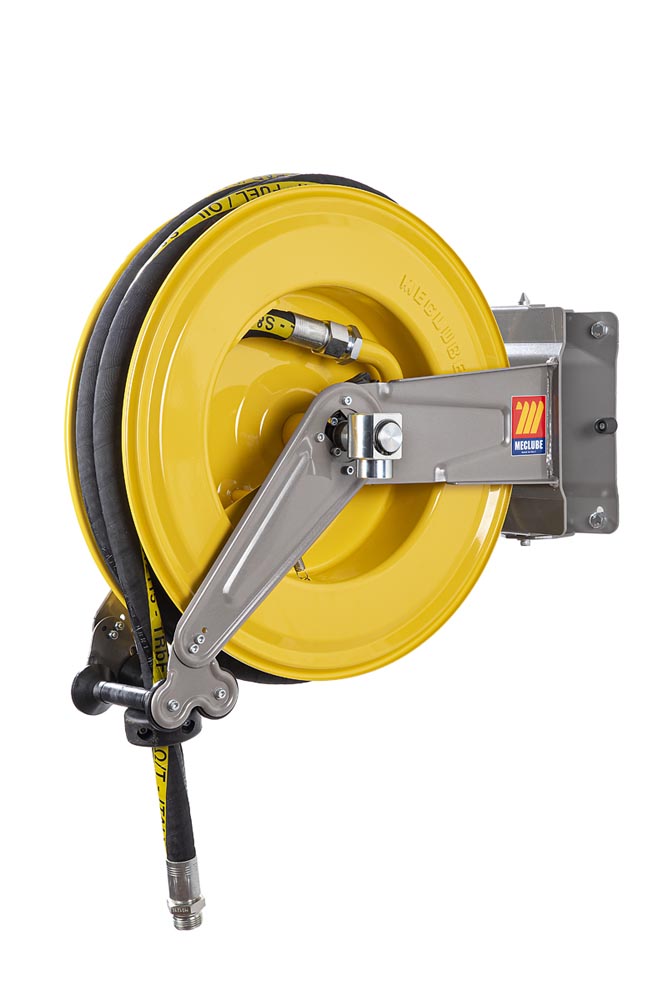 SWIVELLING AUTOMATIC HOSE REELS FOR GASOLINE